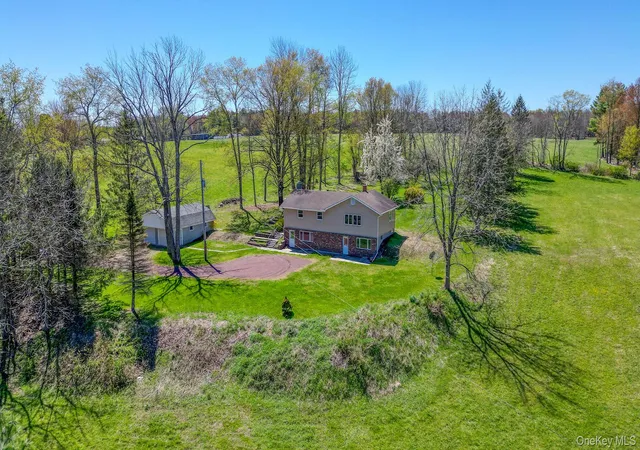 Photo 3 of Single family home for sale at 208 Shortcut Rd, Cochecton, NY 12726 | MLS# 1048798 | Listing updated on 2026-09-11