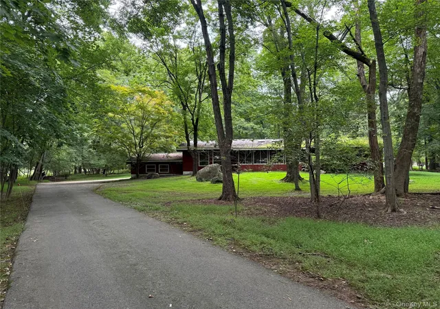 Photo 2 of Single family home for sale at 140 Parrott Rd, Clarkstown, NY 10994 | MLS# 1048817 | Listing updated on 2026-10-06