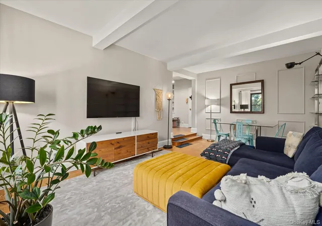 Photo 3 of House for sale at 65 Park Ter E #C48, New York, NY 10034 | MLS# 1048846 | Listing updated on 2026-09-11