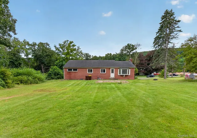 Photo 2 of Single family home for sale at 5 Johnson Ln, Deerpark, NY 12780 | MLS# 1048861 | Listing updated on 2026-09-26