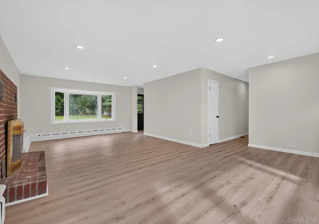 Photo 4 of Single family home for sale at 5 Johnson Ln, Deerpark, NY 12780 | MLS# 1048861 | Listing updated on 2026-09-26