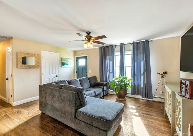 Photo 3 of Single family home for sale at 941 Montauk Ave, Islip, NY 11752 | MLS# 1048988 | Listing updated on 2026-09-15