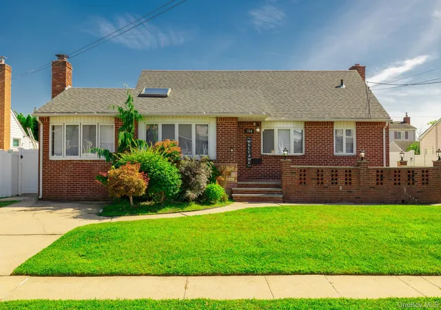 Photo 1 of Sale Pending at 104 Justice St, West Babylon, NY 11704 | MLS# 1049011 | Listing updated on 2026-09-25