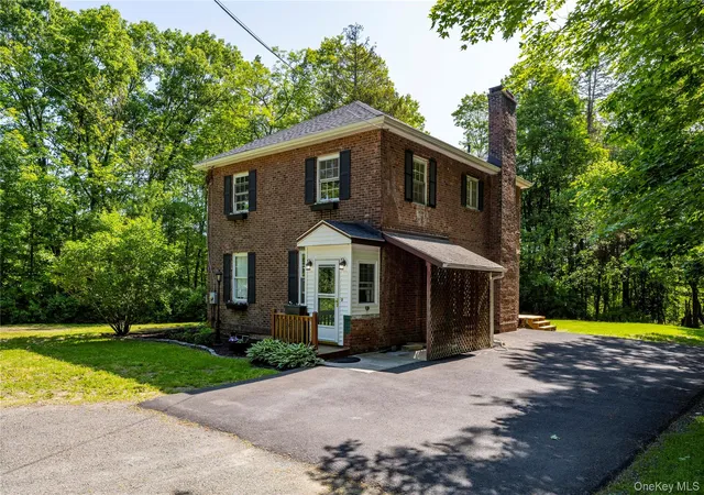 Photo 1 of Single family home for sale at 43 Leslie Rd, Newburgh (town), NY 12550 | MLS# 1049028 | Listing updated on 2026-09-11