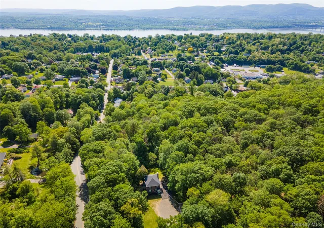 Photo 3 of Single family home for sale at 43 Leslie Rd, Newburgh (town), NY 12550 | MLS# 1049028 | Listing updated on 2026-09-11