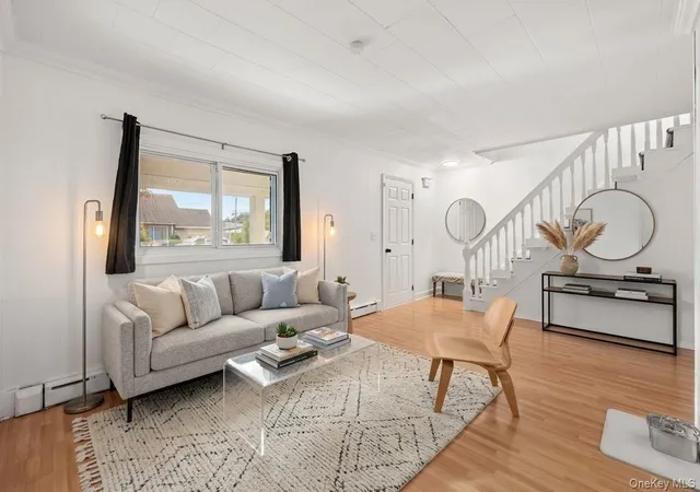 Photo 3 of Single family home for sale at 368 Catskill Ave, Babylon, NY 11757 | MLS# 1049062 | Listing updated on 2026-09-12