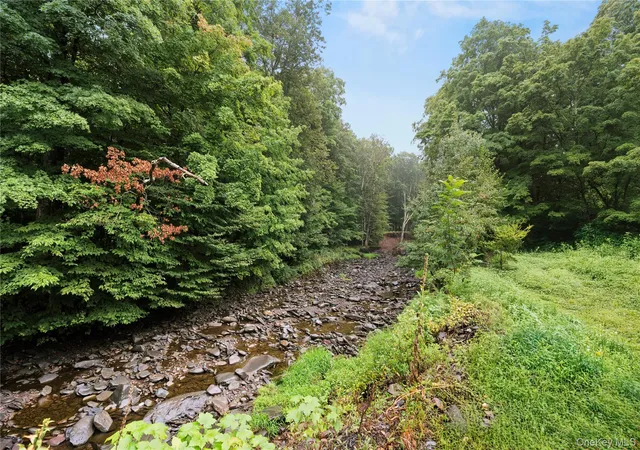 Photo 2 of Single family home for sale at 461 Winter Clove Rd, Cairo, NY 12413 | MLS# 1049063 | Listing updated on 2026-09-11
