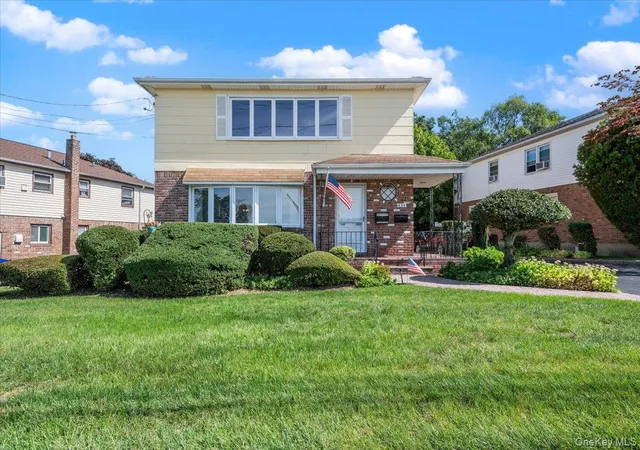 Photo 1 of Sale Pending at 634 Broadway, Oyster Bay, NY 11714 | MLS# 1049065 | Listing updated on 2026-09-29