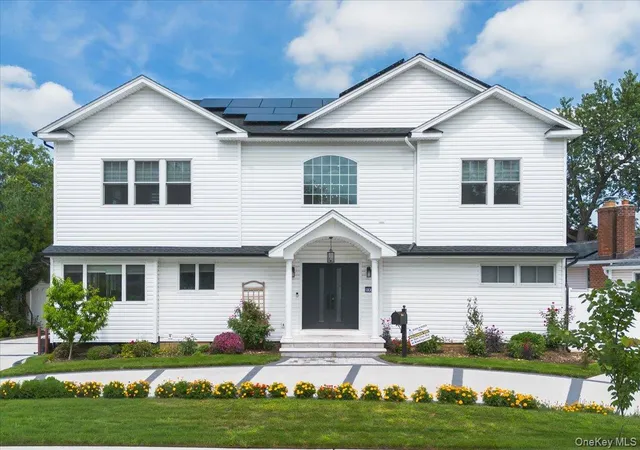 Photo 2 of Sale Pending at 1375 Oak Ln, Hempstead, NY 11554 | MLS# 1049072 | Listing updated on 2026-10-10