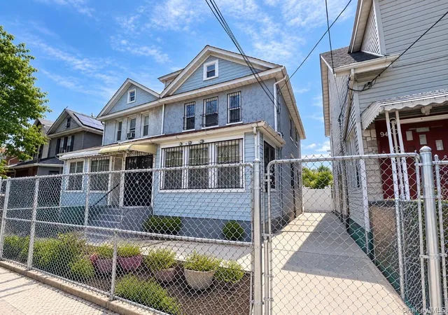 Photo 3 of Single family home for sale at 94 24 41st Road, New York, NY 11373 | MLS# 1049091 | Listing updated on 2026-10-09