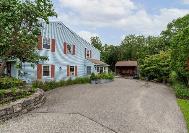 Photo 3 of Single family home for sale at 52 Friendly Rd, Southeast, NY 10509 | MLS# 1049145 | Listing updated on 2026-10-03