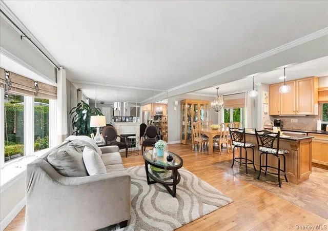 Photo 2 of Single family home for sale at 44 Montrose Rd, Yonkers, NY 10710 | MLS# 1049210 | Listing updated on 2026-09-12