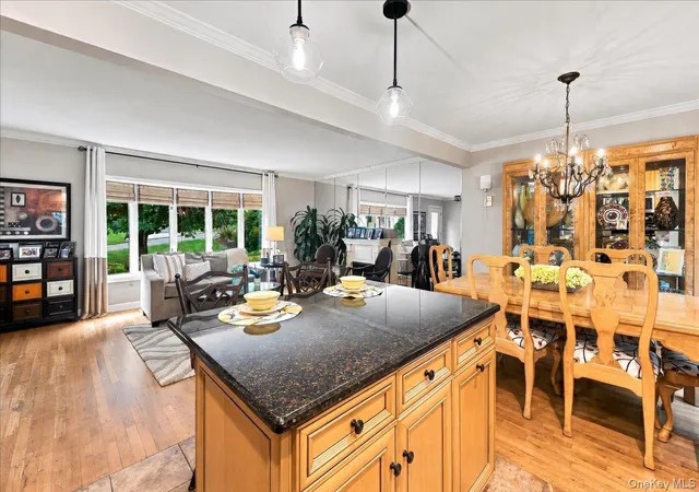 Photo 4 of Single family home for sale at 44 Montrose Rd, Yonkers, NY 10710 | MLS# 1049210 | Listing updated on 2026-09-12