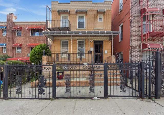 Photo 1 of Multi family home for sale at 1038 E 224th Street, New York, NY 10466 | MLS# 1049290 | Listing updated on 2026-09-11