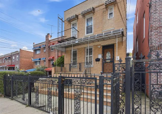 Photo 2 of Multi family home for sale at 1038 E 224th Street, New York, NY 10466 | MLS# 1049290 | Listing updated on 2026-09-11
