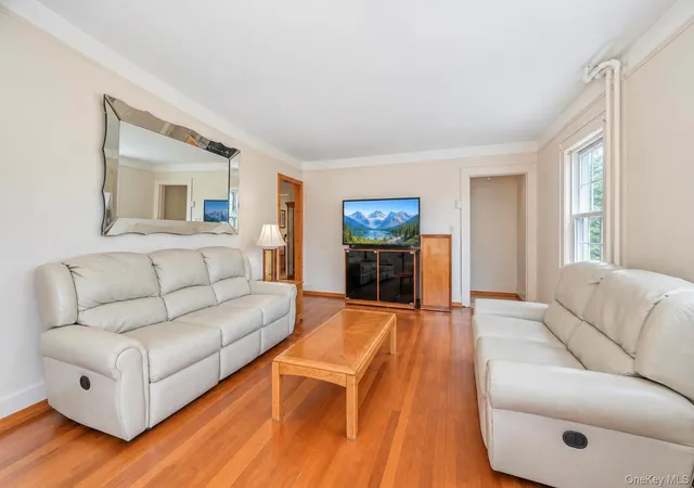Photo 3 of Single family home for sale at 49 Collins Ave, Smithtown, NY 11754 | MLS# 1049291 | Listing updated on 2026-09-13