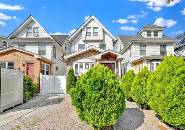 Photo 1 of Single family home for sale at 86-44 104th Street, New York, NY 11418 | MLS# 1049339 | Listing updated on 2026-10-28