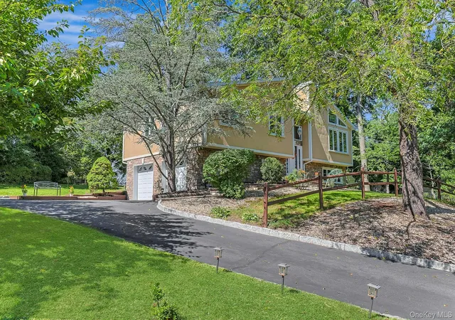 Photo 3 of Single family home for sale at 44 Massachusetts Ave, Clarkstown, NY 10920 | MLS# 1049370 | Listing updated on 2026-09-15