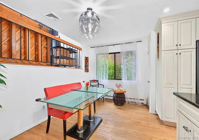 Photo 3 of Single family home for sale at 246 Treetop Crescent, Rye Town, NY 10573 | MLS# 1049483 | Listing updated on 2026-09-15