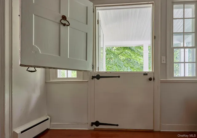 Photo 3 of Single family home for sale at 101 Spring Lake Rd, Red Hook, NY 12571 | MLS# 1049518 | Listing updated on 2026-10-02