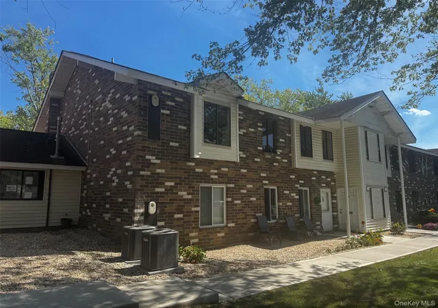 Condo for sale at 8 Denver Ct #8D, Brookhaven, NY 11727 | MLS# 1049520