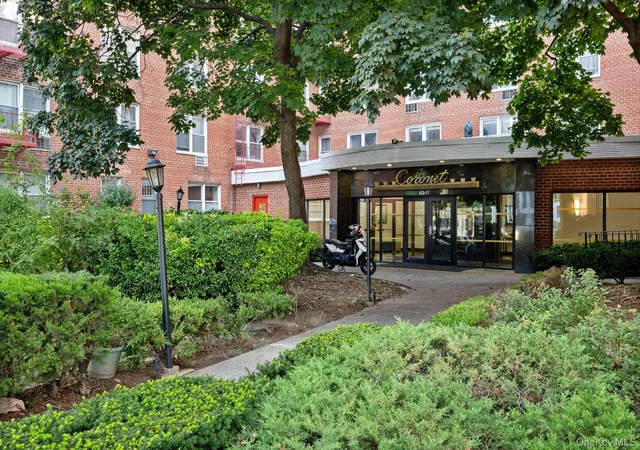 Condo for sale at 63-11 Queens Blvd #D3, New York, NY 11377 | MLS# 1049531