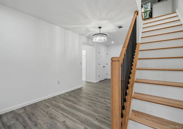 Photo 3 of Single family home for sale at 326 North St, Middletown, NY 10940 | MLS# 1049537 | Listing updated on 2026-09-11