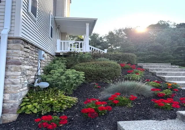 Photo 3 of Single family home for sale at 1402 Pondview Loop, Fishkill, NY 12590 | MLS# 1049793 | Listing updated on 2026-09-15