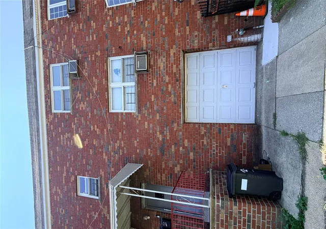 Photo 3 of House for sale at 1849 White Plains Rd, New York, NY 10462 | MLS# 1049823 | Listing updated on 2026-09-27