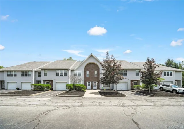 Photo 3 of Condo for sale at 45 Deer Ct Dr, Middletown, NY 10940 | MLS# 1049937 | Listing updated on 2026-09-14