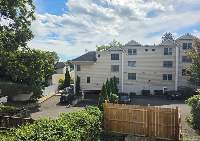 Photo 38 of Single family home for sale at 33 E Catherine St, Orangetown, NY 10960 | MLS# 1050101 | Listing updated on 2026-10-10