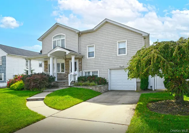 Photo 2 of Single family home for sale at 3730 Bernard Dr, Hempstead, NY 11793 | MLS# 1050473 | Listing updated on 2026-09-15