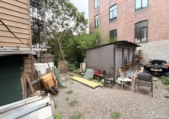 Photo 3 of Multi family home for sale at 142 N 11th Street, New York, NY 11249 | MLS# 1051318 | Listing updated on 2026-09-15