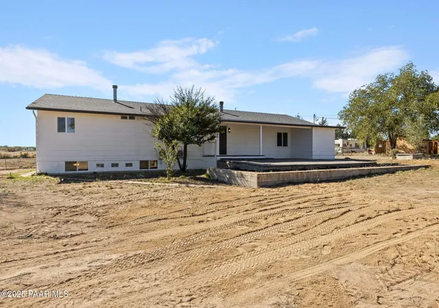 Photo 2 of Single family home for sale at 1885 E Perkinsville Rd, Chino Valley, AZ 86323 | MLS# 1077458 | Listing updated on 2026-09-24