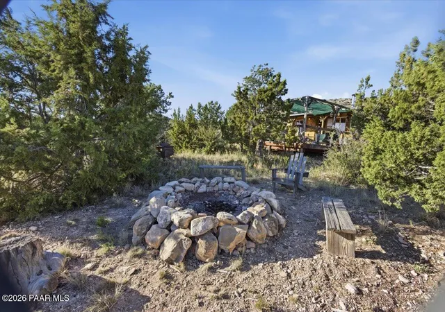 Photo 3 of Single family home for sale at 450 W Mystic Mesa Dr, Paulden, AZ 86334 | MLS# 1080753 | Listing updated on 2026-09-16