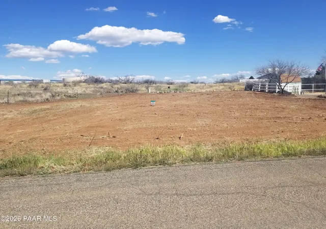 Photo 1 of Land for sale at 17402 E Bob White Rd, Mayer, AZ 86333 | MLS# 1080038 | Listing updated on 2026-09-10