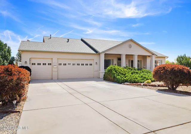 Photo 1 of Single family home for sale at 2955 N Harrison Dr, Chino Valley, AZ 86323 | MLS# 1081168 | Listing updated on 2026-09-10