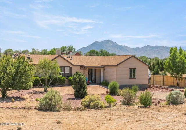 Photo 2 of Manufactured home for sale at 1559 Cherry Crk Ln, Chino Valley, AZ 86323 | MLS# 1082028 | Listing updated on 2026-09-10
