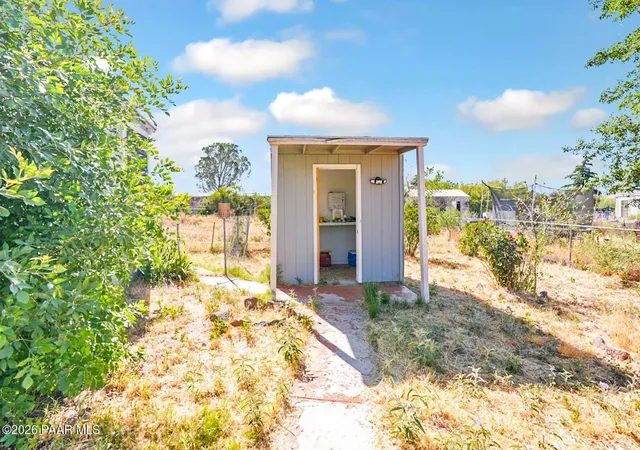 Photo 3 of Manufactured home for sale at 20562 E Park View Ln, Mayer, AZ 86333 | MLS# 1082145 | Listing updated on 2026-09-16