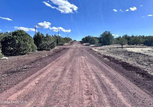 Photo 16 of Manufactured home for sale at 2467 Coconino Blvd, Williams, AZ 86046 | MLS# 1082213 | Listing updated on 2026-09-17