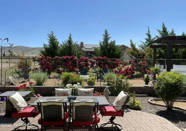 Photo 3 of Single family home for sale at 8833 N Grass Valley Ln, Prescott Valley, AZ 86315 | MLS# 1083463 | Listing updated on 2026-09-30