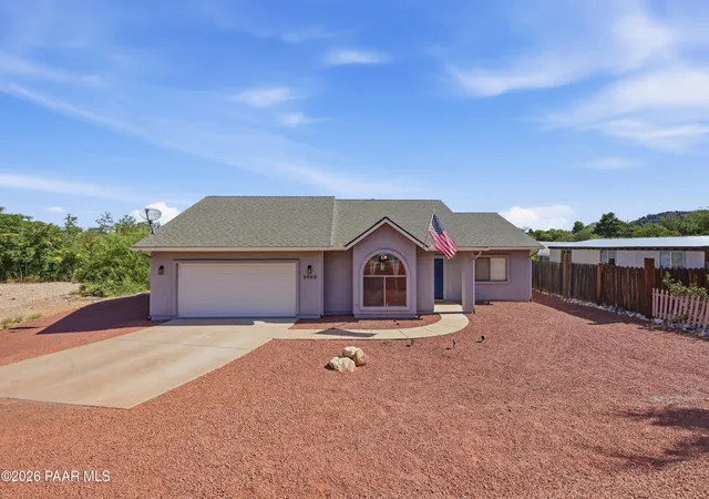 Photo 1 of Single family home for sale at 3900 E Montezuma Ave, Rimrock, AZ 86335 | MLS# 1084991 | Listing updated on 2026-09-11