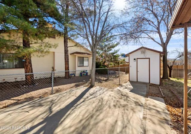 Listing Photo 5 - Condo for sale in building located at 7869 E Spouse Dr, Prescott Valley, AZ 86314