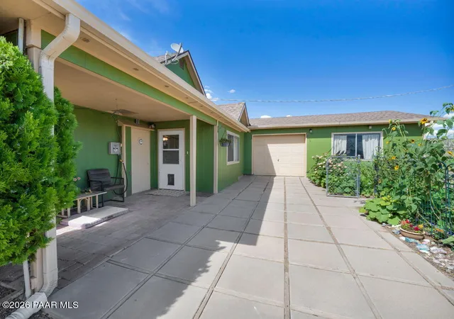 Photo 3 of Single family home for sale at 765 W Gina Marie Blvd, Paulden, AZ 86334 | MLS# 1085119 | Listing updated on 2026-09-17