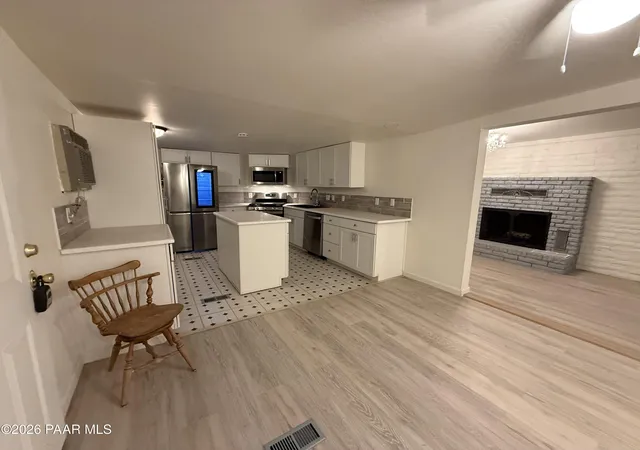 Photo 2 of Manufactured home for sale at 10219 E Manzanita Trl, Dewey, AZ 86327 | MLS# 1084768 | Listing updated on 2026-09-11