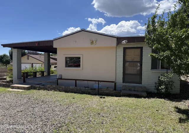 Photo 3 of Manufactured home for sale at 10219 E Manzanita Trl, Dewey, AZ 86327 | MLS# 1084768 | Listing updated on 2026-09-11