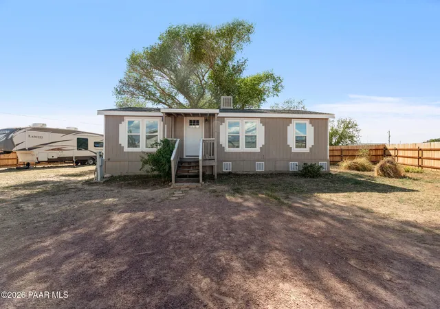 Photo 1 of Manufactured home for sale at 325 W Acapulco Way, Paulden, AZ 86334 | MLS# 1084953 | Listing updated on 2026-09-21