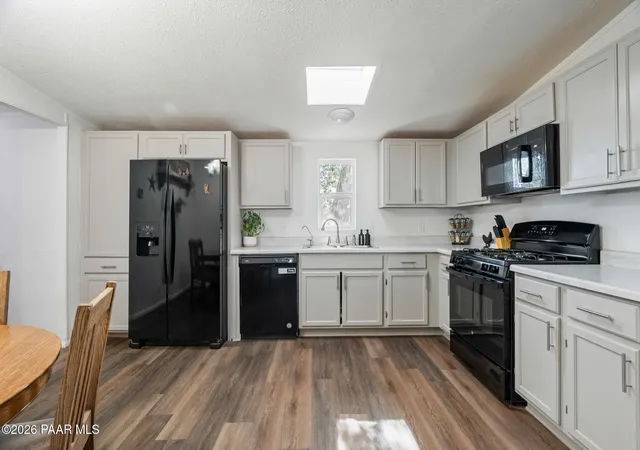 Photo 3 of Manufactured home for sale at 325 W Acapulco Way, Paulden, AZ 86334 | MLS# 1084953 | Listing updated on 2026-09-21