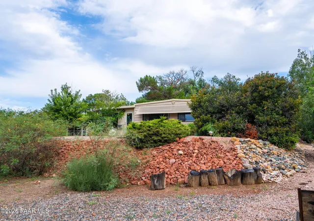 Photo 3 of Manufactured home for sale at 10075 E Dapple Grey Trl, Dewey, AZ 86327 | MLS# 1084819 | Listing updated on 2026-09-17
