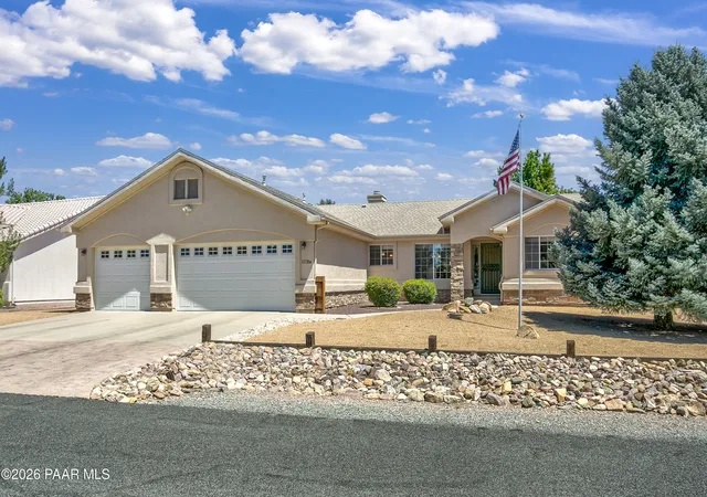 Photo 2 of Single family home for sale at 11784 E Longhorn Dr, Dewey, AZ 86327 | MLS# 1084829 | Listing updated on 2026-09-23